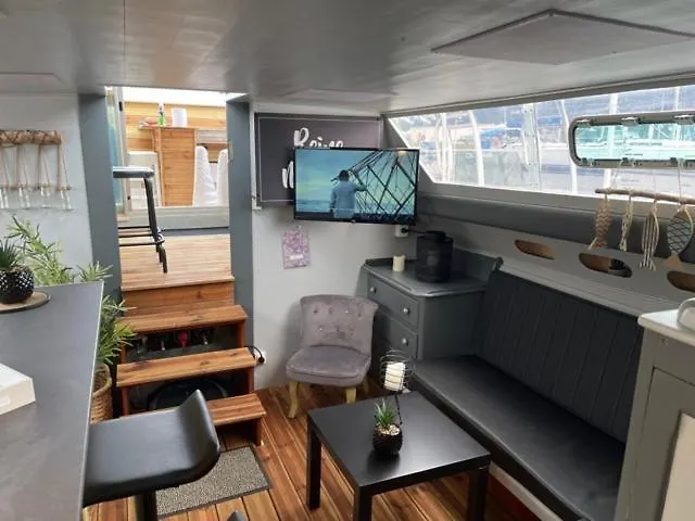 Exceptionnel Bateau Maison Reine Mathilde *