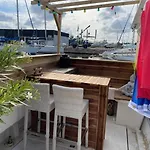 Exceptionnel Bateau Maison Reine Mathilde Hotel na wodzie *